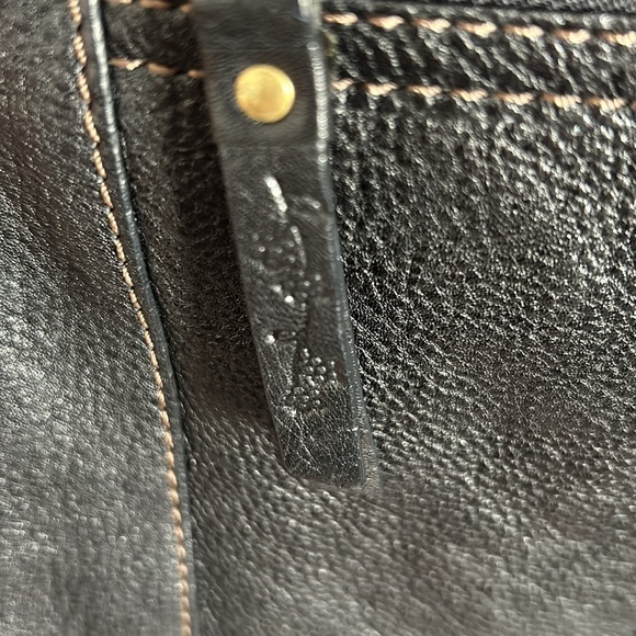 Vintage Fossil crossbody bag, black, adjustable strap. - Picture 7 of 11